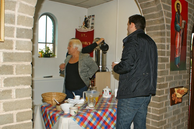 Image to show some brewing up to warm the hardy souls.