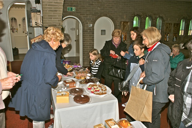 Image showing the popularity of the cake stall.